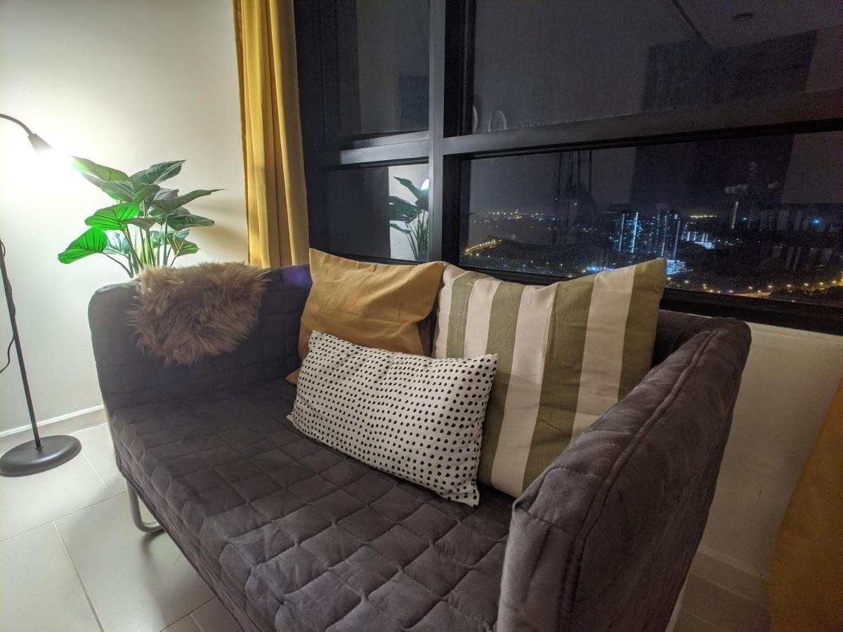 Urban Solitude At Tamarind Suite Cyberjaya Exterior foto