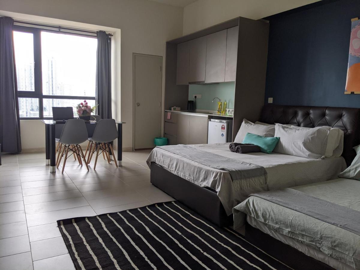 Urban Solitude At Tamarind Suite Cyberjaya Exterior foto