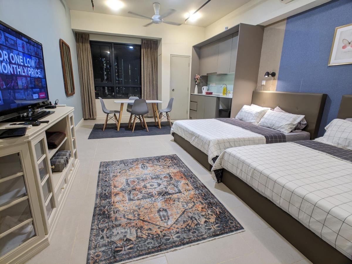 Urban Solitude At Tamarind Suite Cyberjaya Exterior foto
