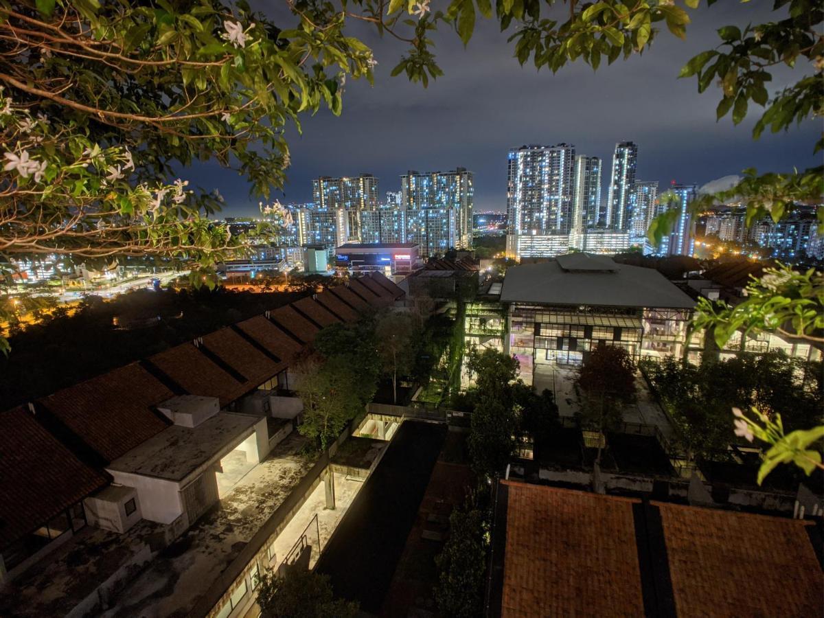 Urban Solitude At Tamarind Suite Cyberjaya Exterior foto